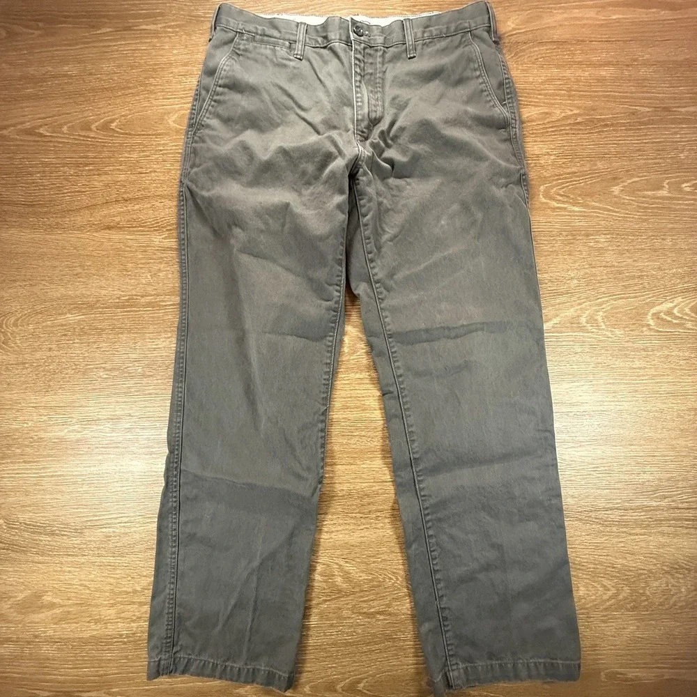 Eddie Bauer Pants Men's 36x32 Gray Classic Fit Cotton Chinos Casual